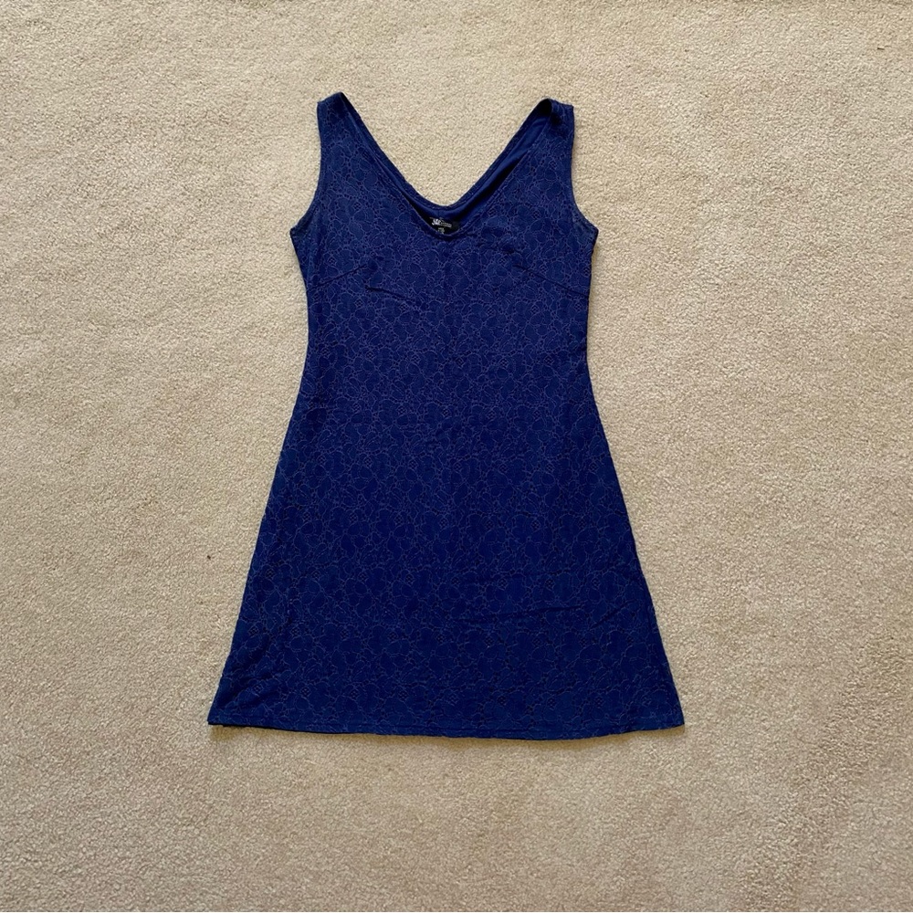 Women’s/Junior’s Jump Apparel Dress